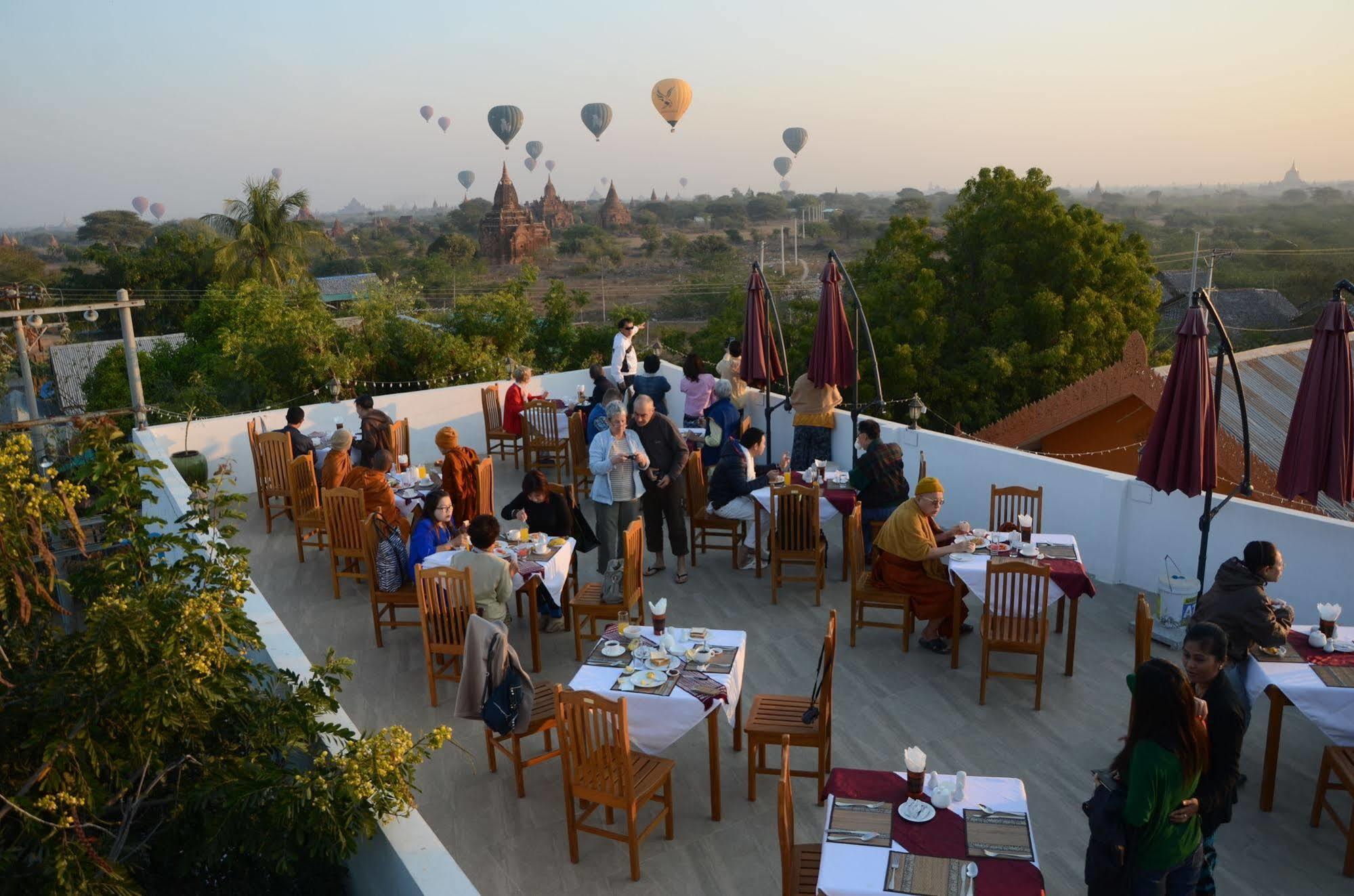 Manisanda Hotel Bagan Exterior foto